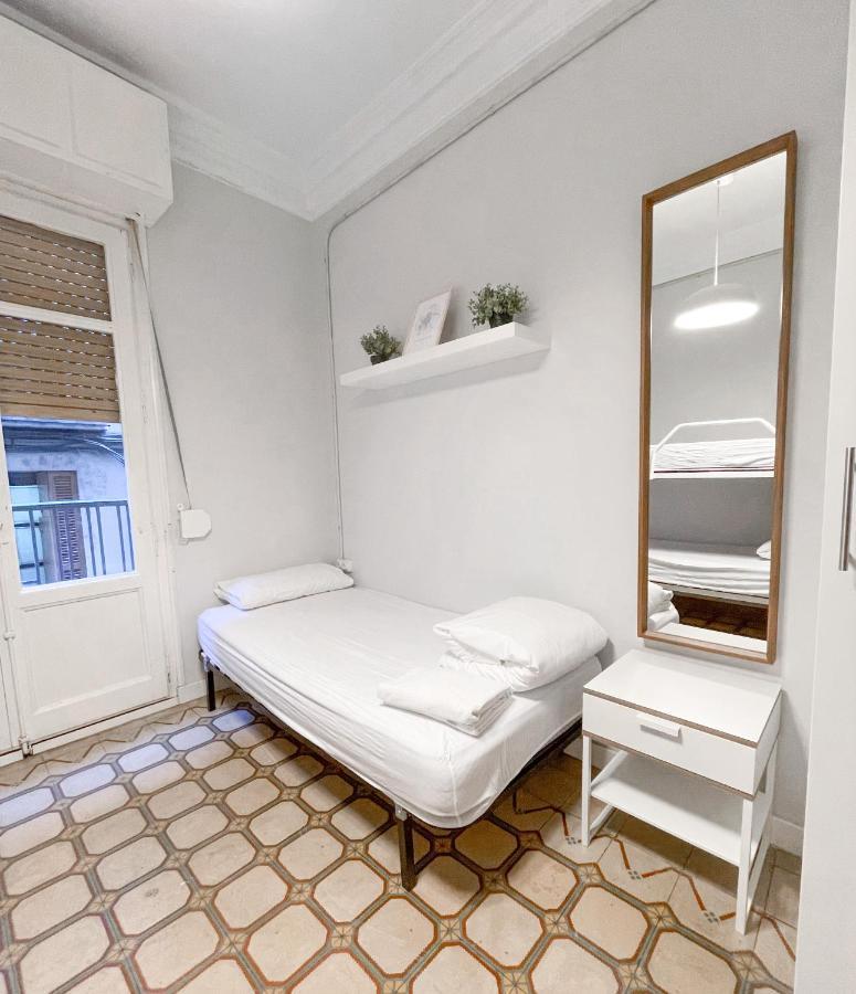 سرقسطة Az The Old Town Hostel - Coliving المظهر الخارجي الصورة